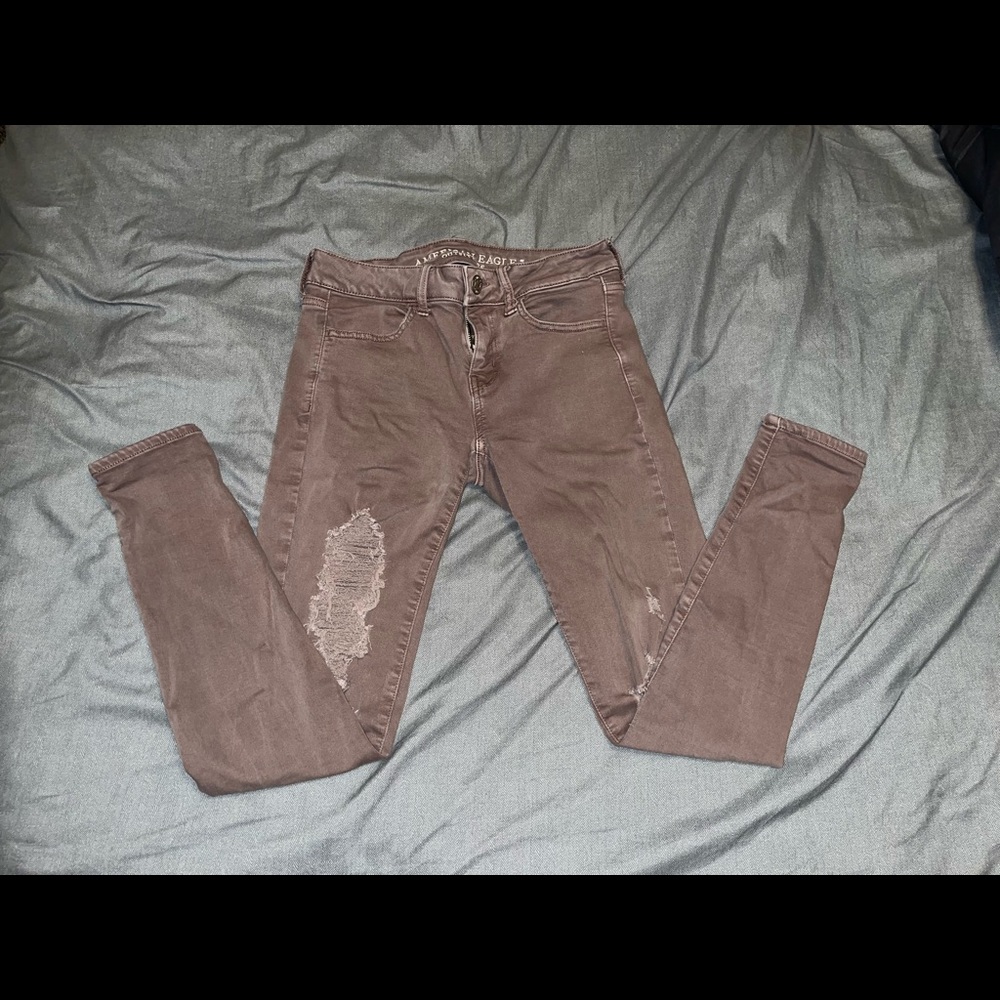 AE Distressed Jegging